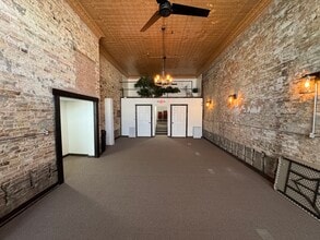 117 W Jackson Blvd, Elkhart, IN for lease Building Photo- Image 2 of 7