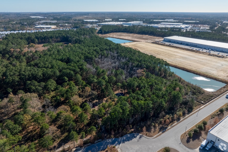4274 Crosspoint Dr, Ladson, SC for lease - Primary Photo - Image 1 of 1