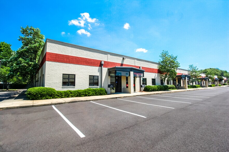 2725 Kirby Rd, Memphis, TN à louer - Photo du bâtiment - Image 2 de 2