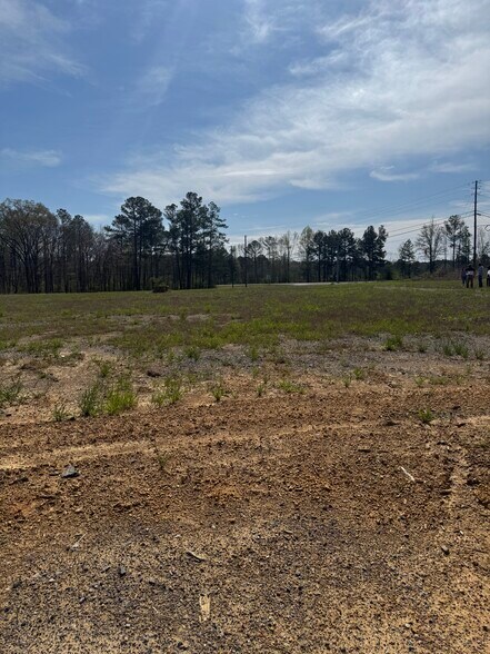 7797 Highway 51, Westover, AL à vendre - Photo principale - Image 1 de 9