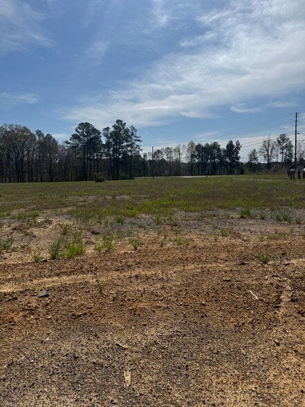7797 Highway 51, Westover, AL for sale - Primary Photo - Image 1 of 9