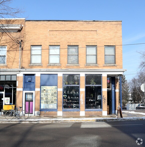 2334 Atwood Ave, Madison, WI à vendre - Photo du bâtiment - Image 2 de 4