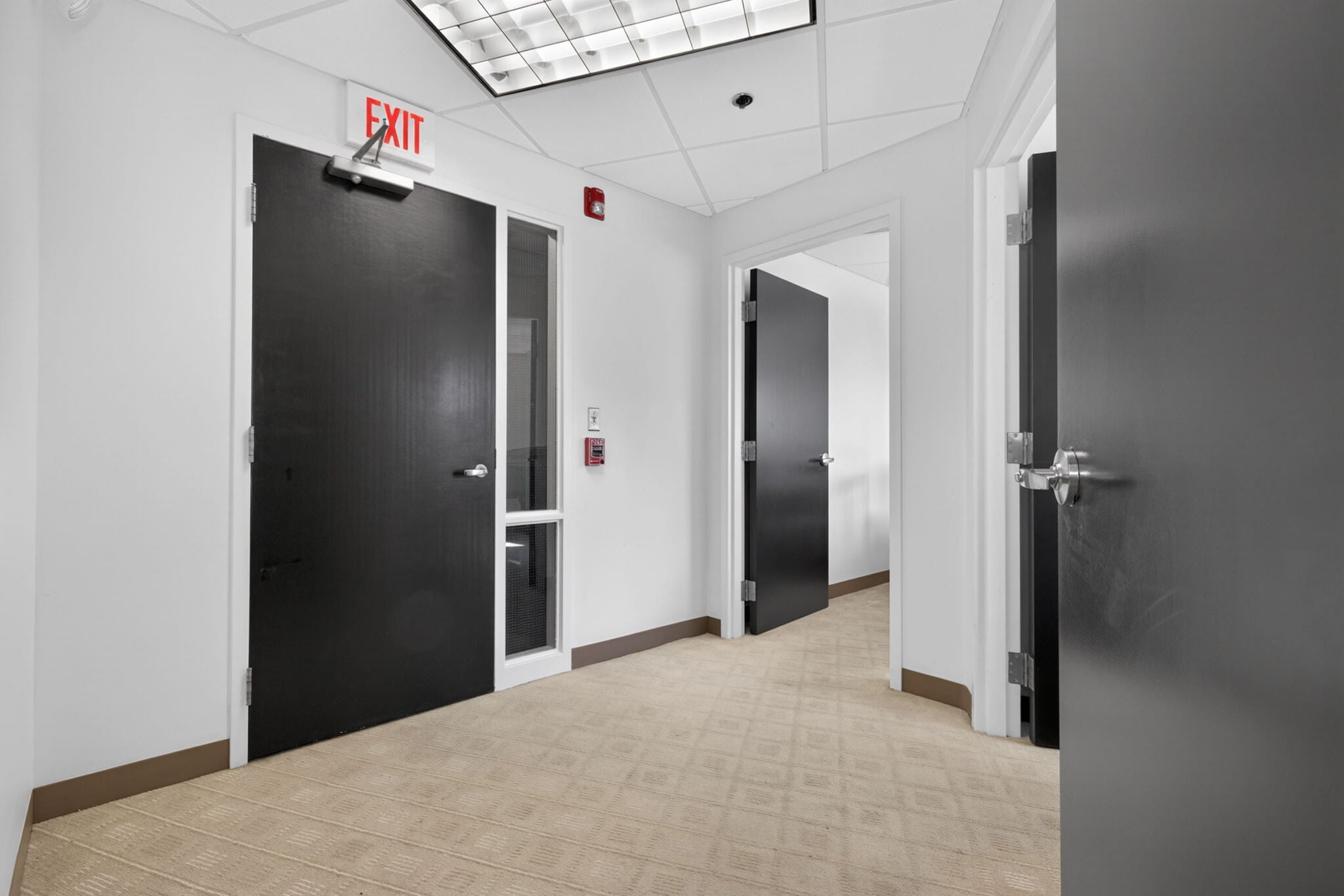 450 Lexington St, Auburndale, MA for lease Interior Photo- Image 1 of 3