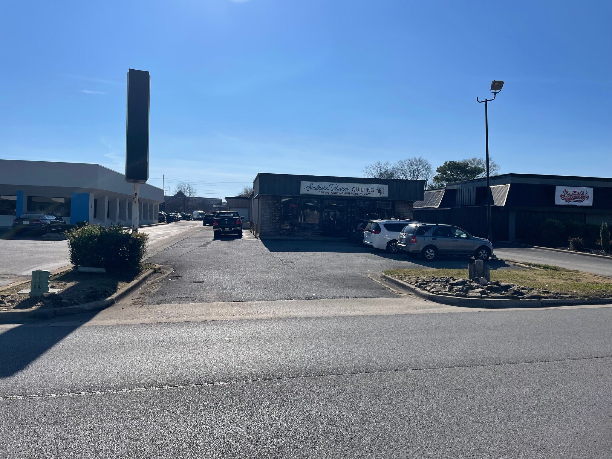 1847 University Dr NW, Huntsville, AL for lease Building Photo- Image 1 of 4