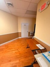 11880 Bustleton Ave, Philadelphia, PA for lease Interior Photo- Image 2 of 4