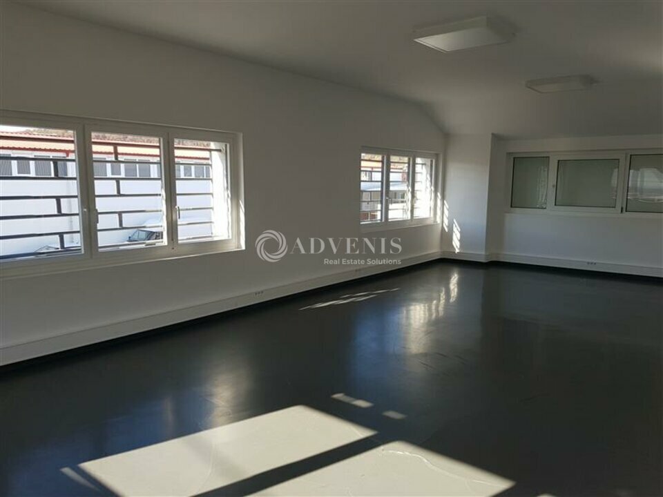Flex in Maxéville for lease Interior Photo- Image 1 of 10