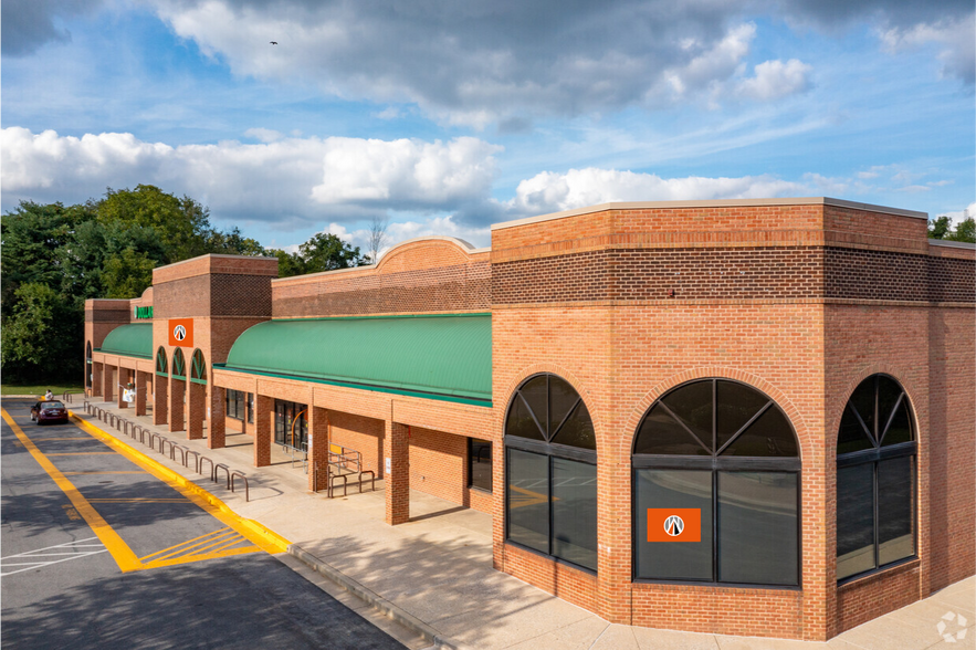 2319 N Rolling Rd, Windsor Mill, MD for lease - Building Photo - Image 1 of 13