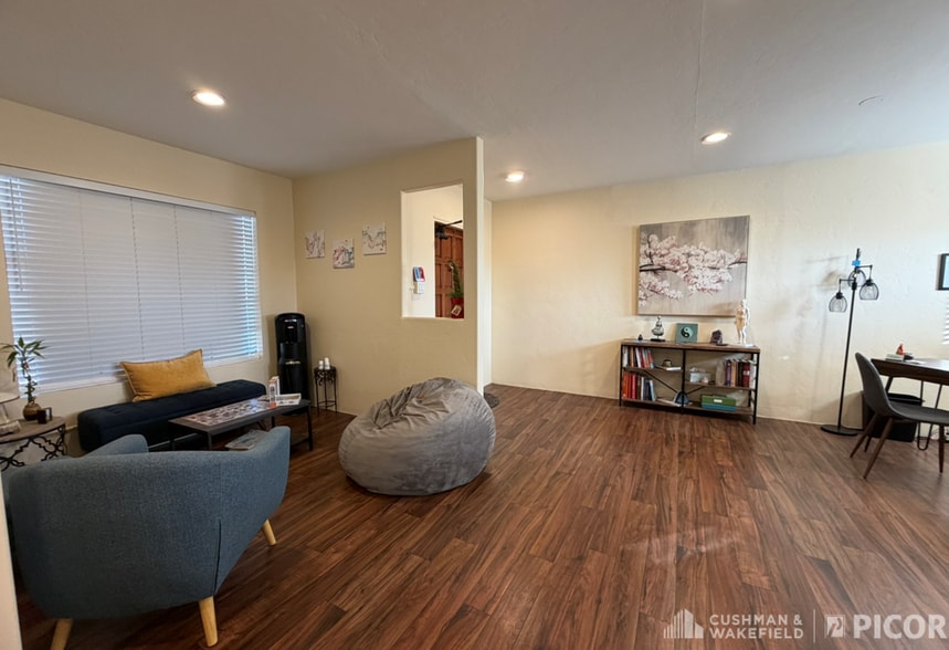 700-706 N Country Club Rd, Tucson, AZ for lease - Building Photo - Image 3 of 7