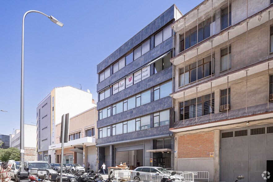 Calle Alfonso Gómez, Madrid, Madrid à vendre - Photo du bâtiment - Image 2 de 3