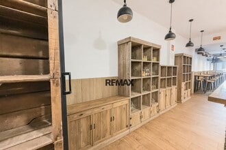 Retail in Castelló d'Empúries, Gerona for lease Interior Photo- Image 2 of 14