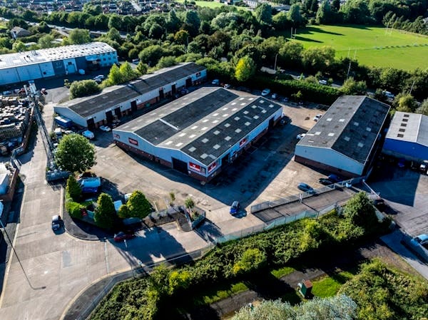 6 Bontoft St, Hull for lease Building Photo- Image 1 of 5