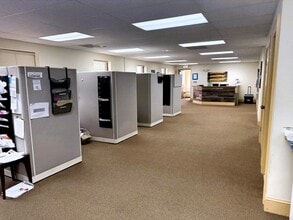 7905 Airpark Rd, Gaithersburg, MD for lease Interior Photo- Image 2 of 7