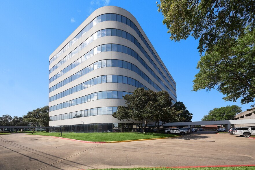 9800 Richmond Ave, Houston, TX à louer - Photo du bâtiment - Image 2 de 13