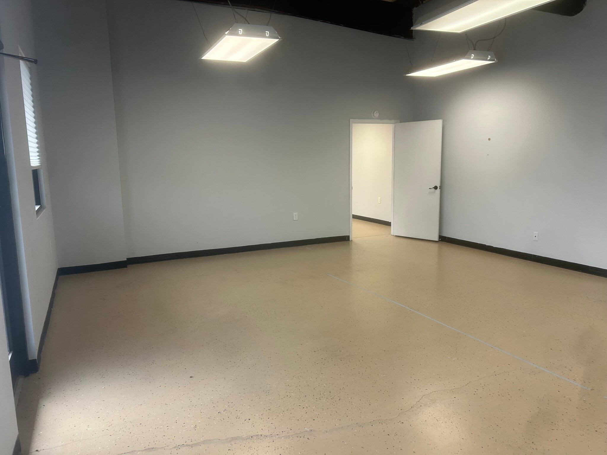 6137 Denver Industrial Park Rd, Denver, NC à louer Photo intérieure- Image 1 de 4