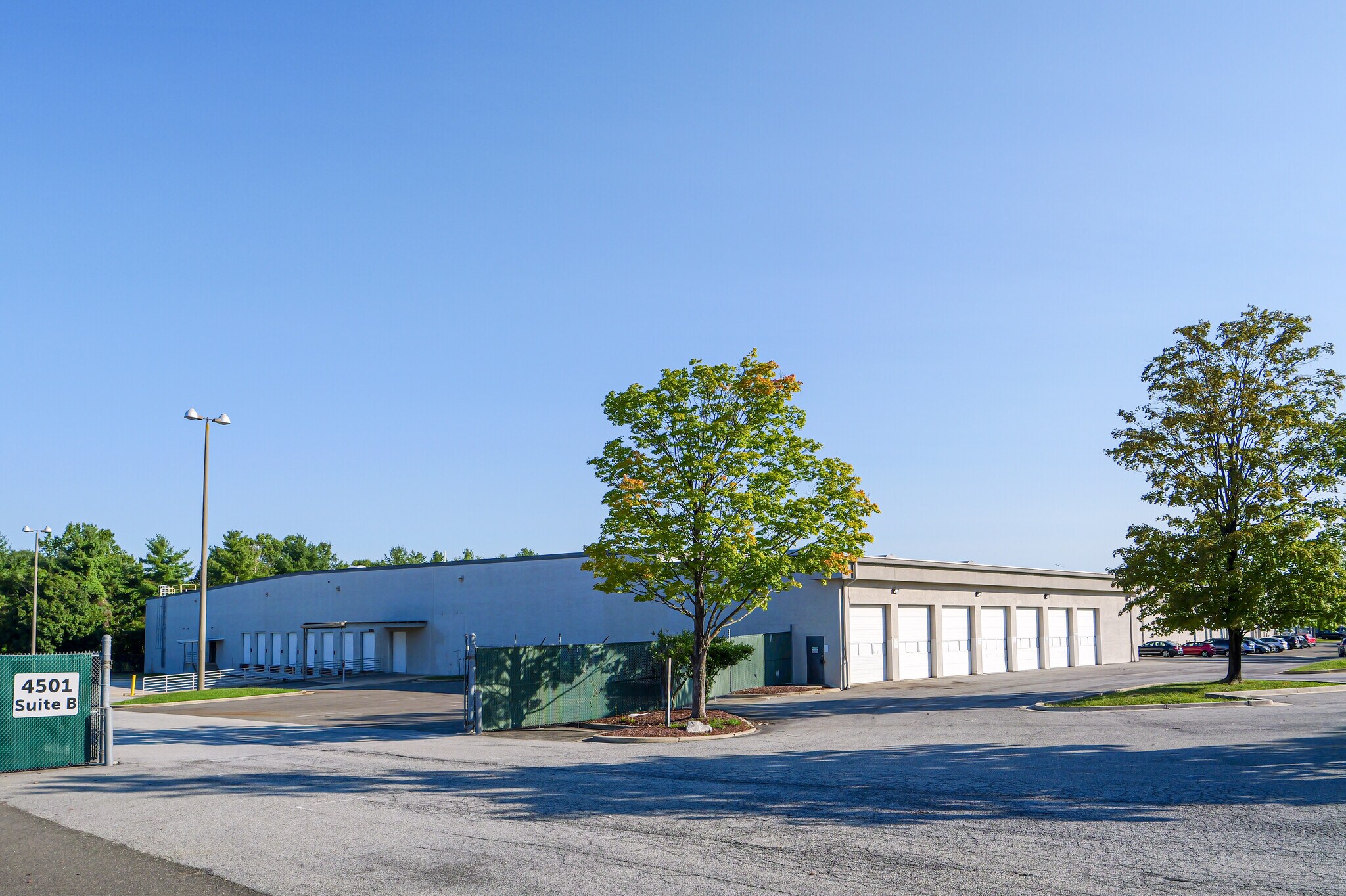 4501 Auth Pl, Marlow Heights, MD for lease Primary Photo- Image 1 of 4