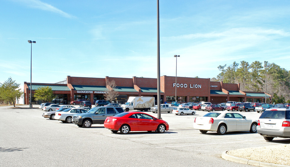 7449-7453 Hargett Blvd, Gloucester, VA for lease - Building Photo - Image 1 of 5