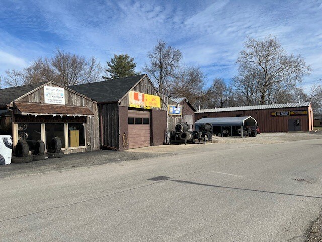 202 N High St, Mount Orab, OH à vendre - Photo du bâtiment - Image 3 de 27