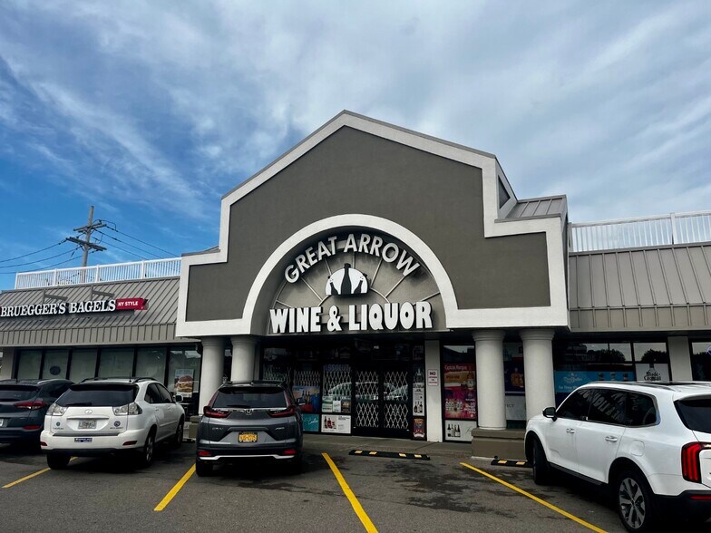 2150 Delaware Ave, Buffalo, NY à louer - Photo du bâtiment - Image 3 de 3