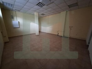 Retail in Parla, Madrid for lease Interior Photo- Image 2 of 8
