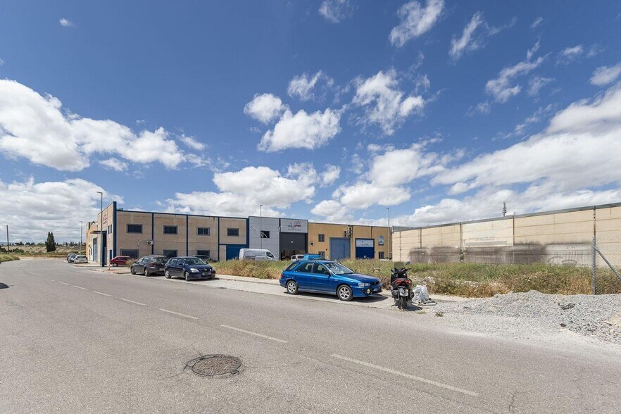Paseo de las Andas, 9, Las Gabias, Granada for sale - Building Photo - Image 1 of 14