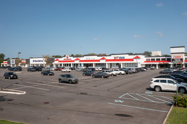 Plus de détails pour 187 Sunrise Hwy, West Islip, NY - Plusieurs types d'espaces à louer