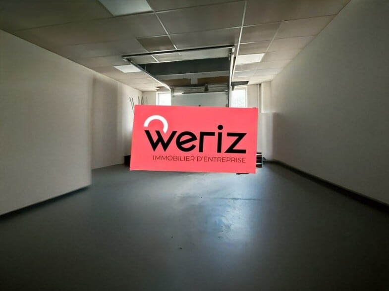 16 Boulevard Des Acieries, Marseille for lease - Building Photo - Image 2 of 9