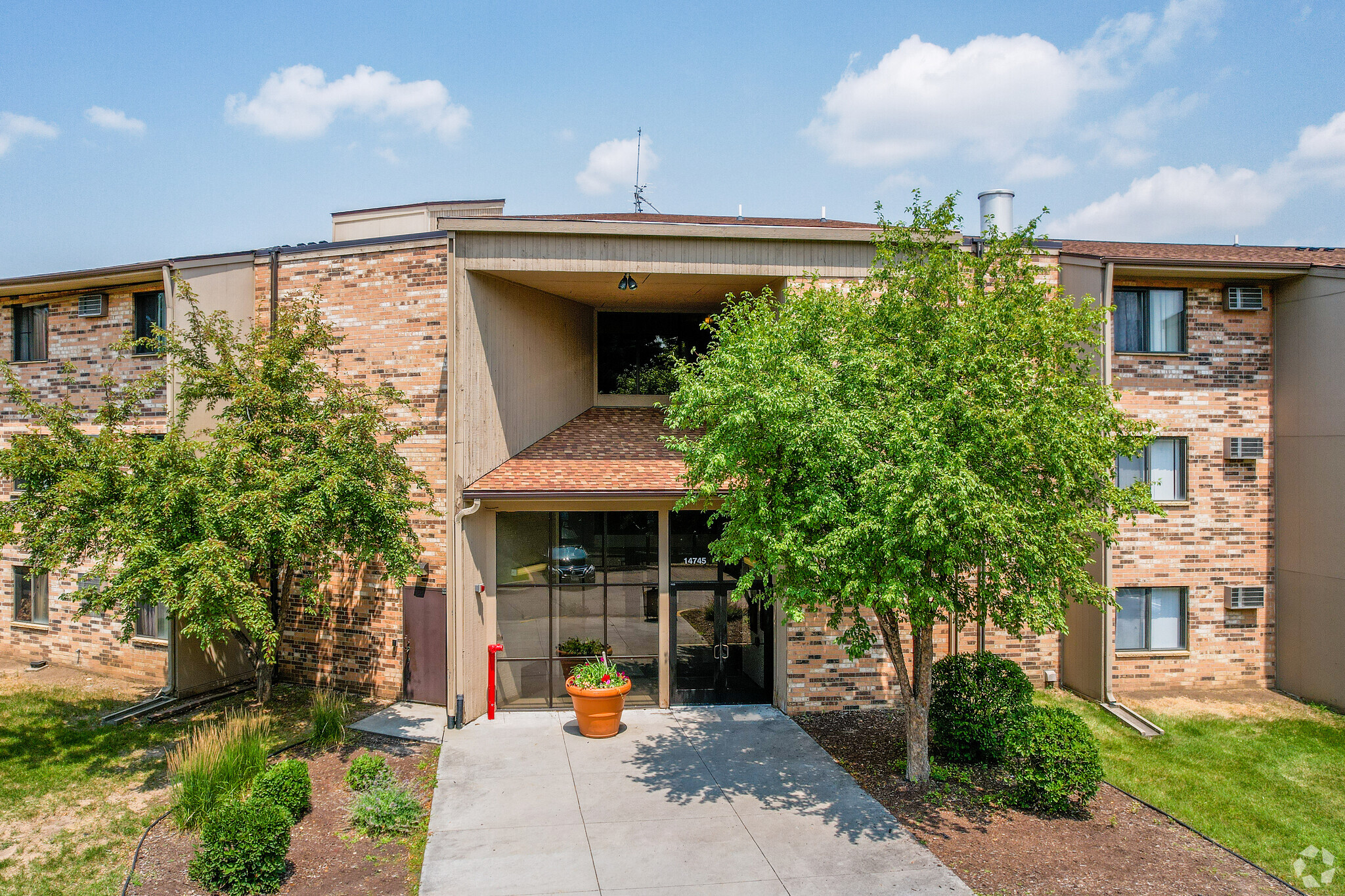 14701 Portland Ave S, Burnsville, MN for sale Primary Photo- Image 1 of 1