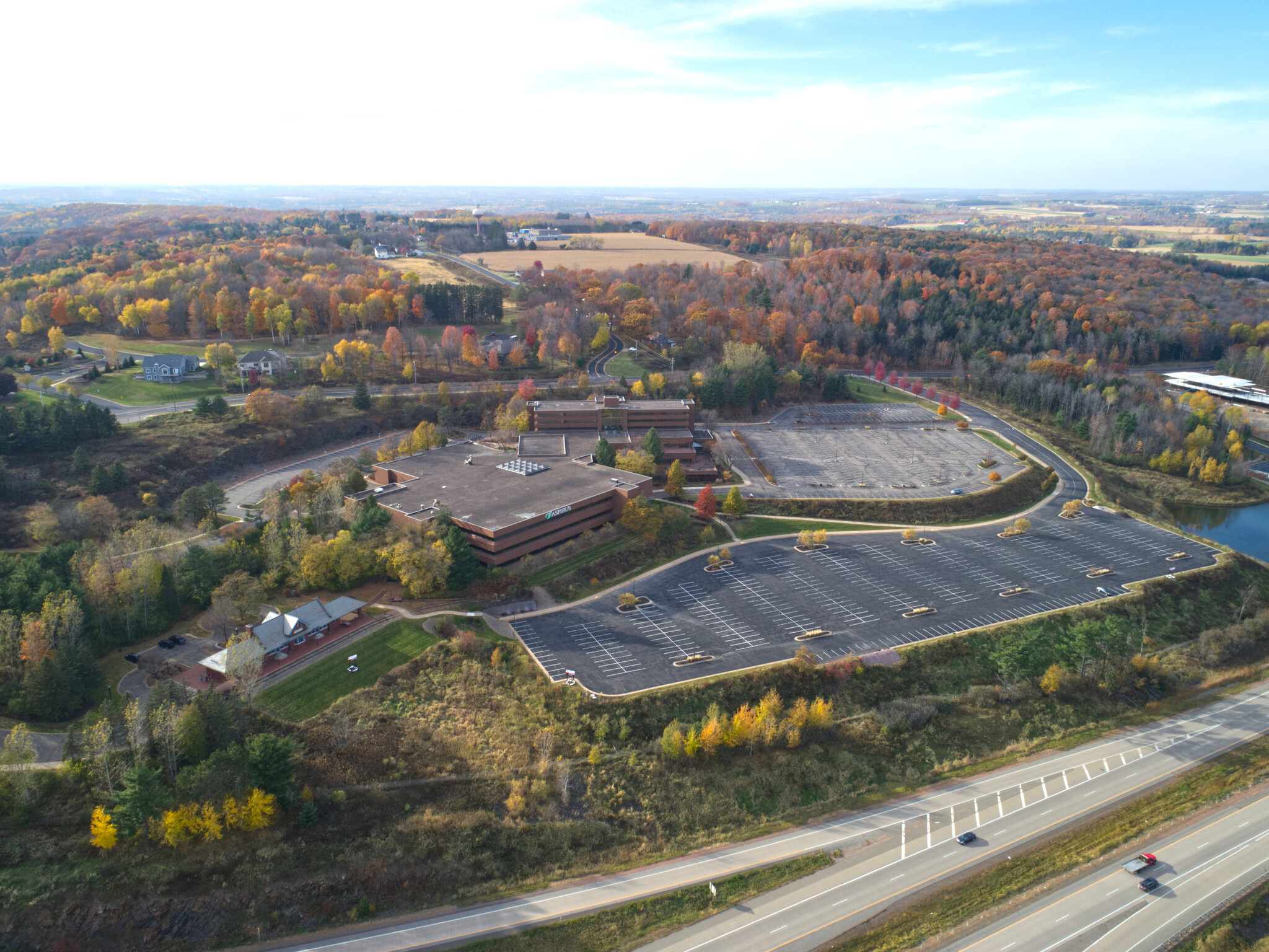 1800 Westwood Center Blvd, Wausau, WI for sale Building Photo- Image 1 of 35