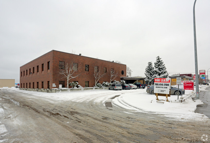 14535 118th Ave NW, Edmonton, AB for lease - Building Photo - Image 3 of 8