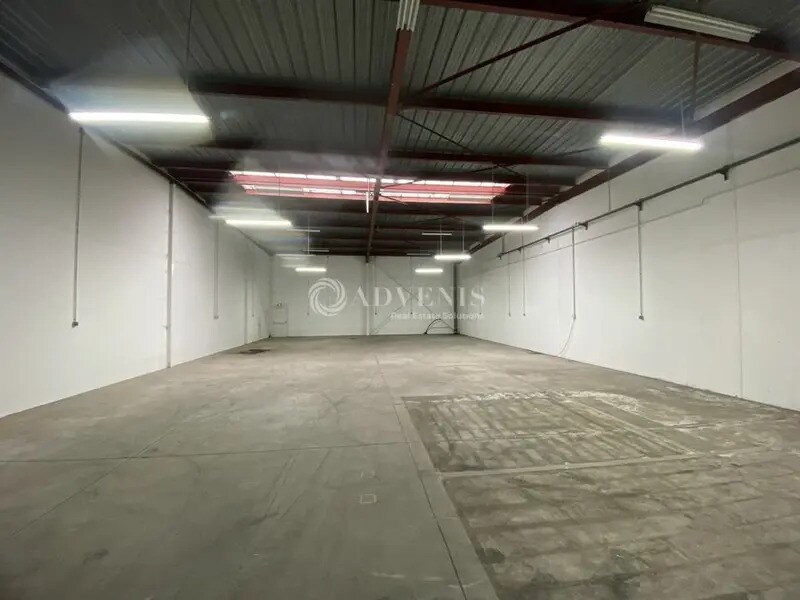 Flex in Buc for lease Interior Photo- Image 1 of 7