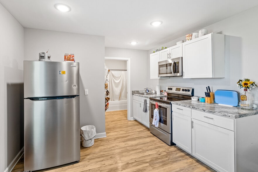 200 Hubbard Rd, Winchester, KY for sale - Building Photo - Image 2 of 32