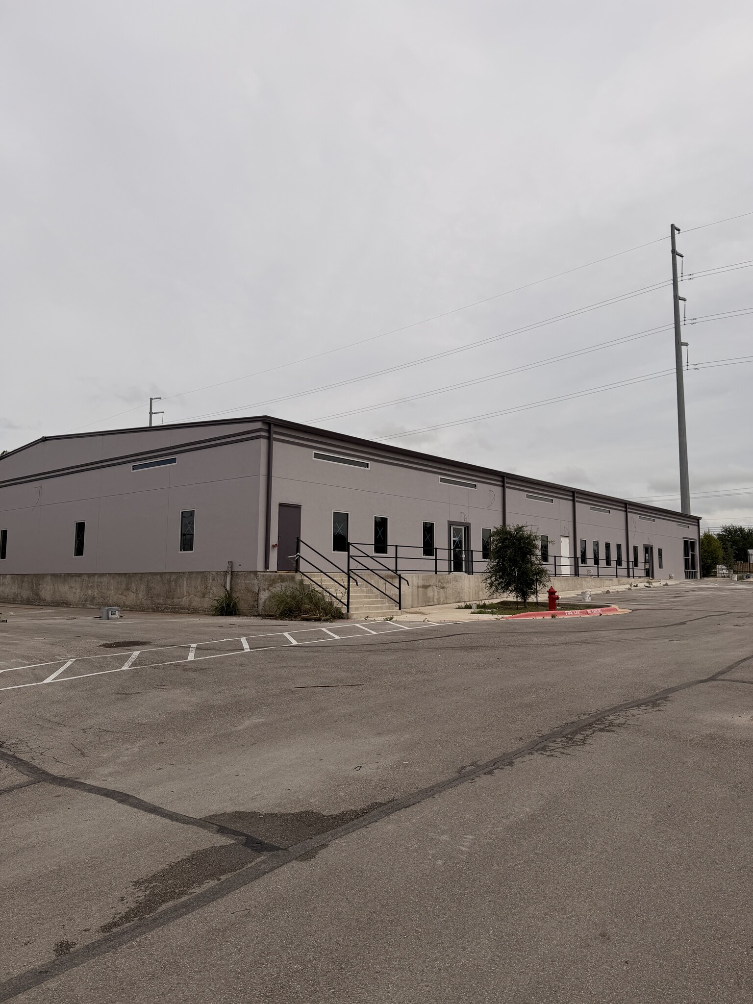 3127 E Howard Ln, Manor, TX for lease Building Photo- Image 1 of 11