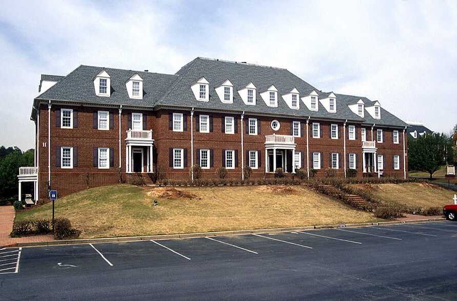 1640 Powers Ferry Rd SE #11, Marietta, GA à louer - Photo du bâtiment - Image 2 de 32