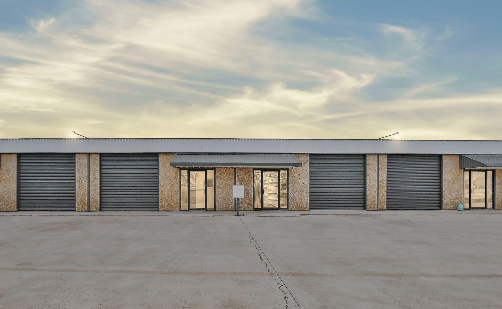 1419 Fleming Dr, Seguin, TX à vendre Photo du bâtiment- Image 1 de 23