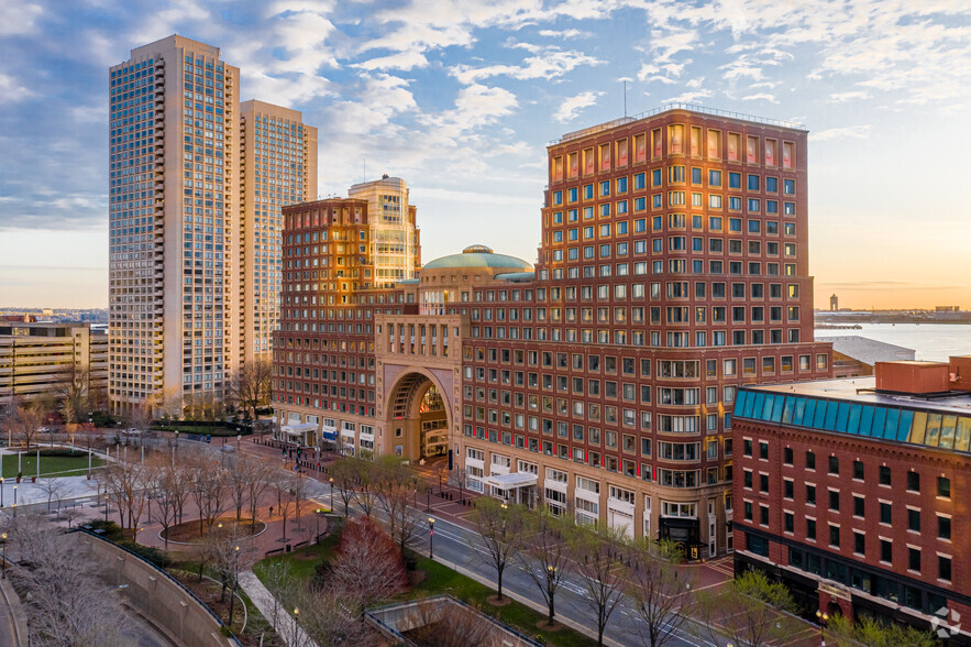 50 Rowes Wharf, Boston, MA à vendre - Photo principale - Image 1 de 1