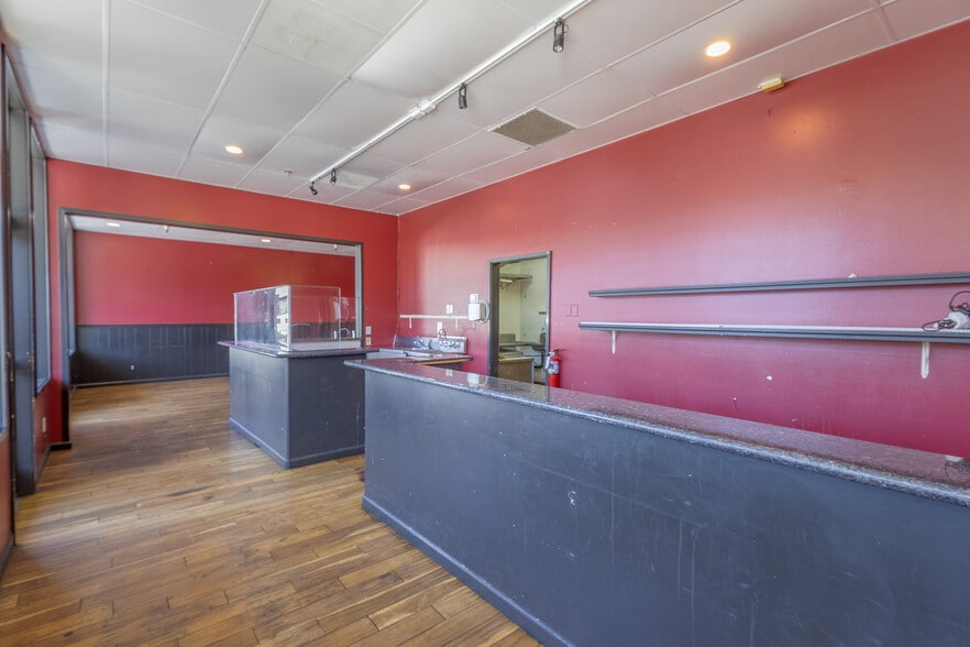 775-801 S Gravenstein Hwy, Sebastopol, CA for lease - Interior Photo - Image 3 of 15