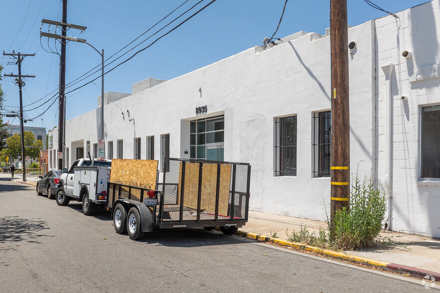 8935-8965 Washington Blvd, Culver City, CA for lease - Building Photo - Image 3 of 6