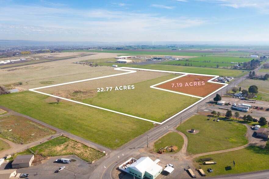 1250 E Airport Rd, Hermiston, OR à vendre - Photo du bâtiment - Image 3 de 5