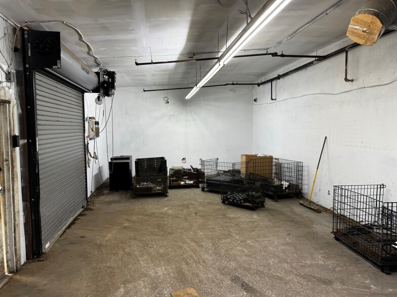 7801 N Harrison Ave, Shawnee, OK for lease - Interior Photo - Image 3 of 12