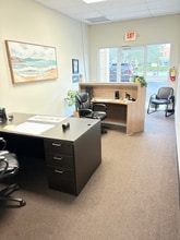 1030 Collier Center Way, Naples, FL à louer Photo intérieure- Image 2 de 7