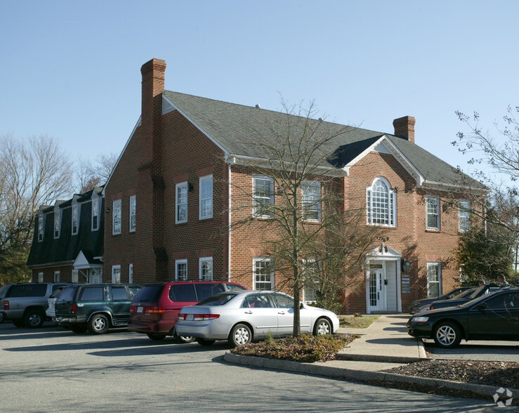 12528 Warwick Blvd, Newport News, VA for lease - Building Photo - Image 2 of 8