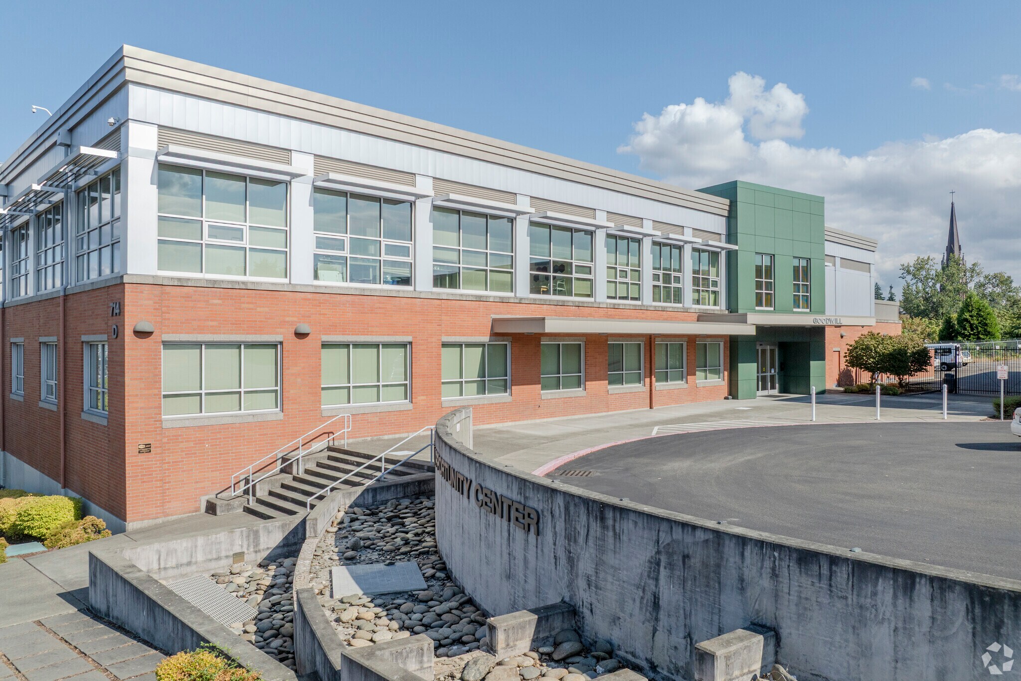 714 S 27th St, Tacoma, WA for lease Primary Photo- Image 1 of 10