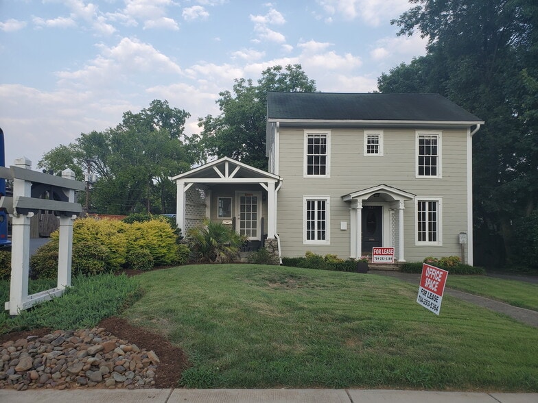 1821 Cumberland Ave, Charlotte, NC for lease - Building Photo - Image 3 of 14