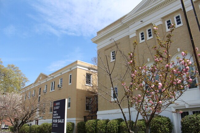 More details for 1000 S Cooper St, Memphis, TN - Retail for Sale