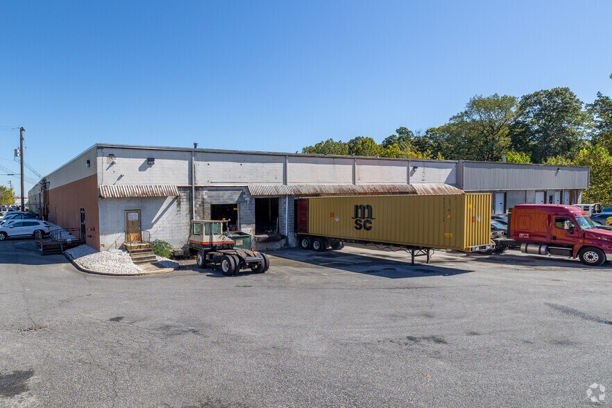 1101 Hanzlik Ave, Rosedale, MD à louer - Photo du bâtiment - Image 3 de 6