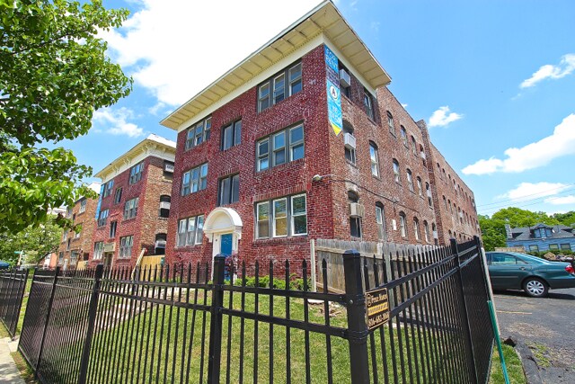 3201-3211 Broadway St, Kansas City, MO à vendre - Photo du bâtiment - Image 3 de 24