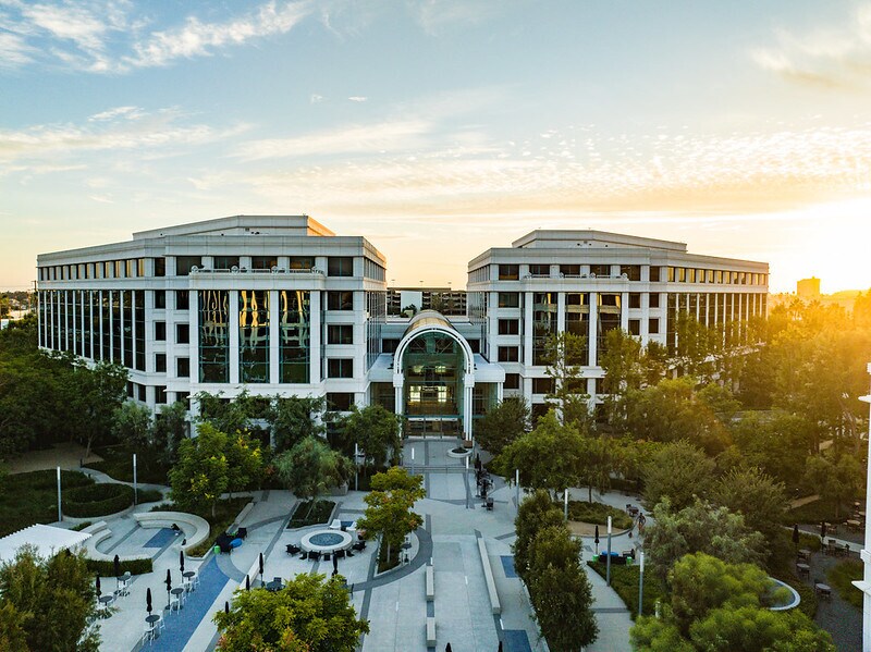 1601 Cloverfield Blvd, Santa Monica, CA for lease Building Photo- Image 1 of 23