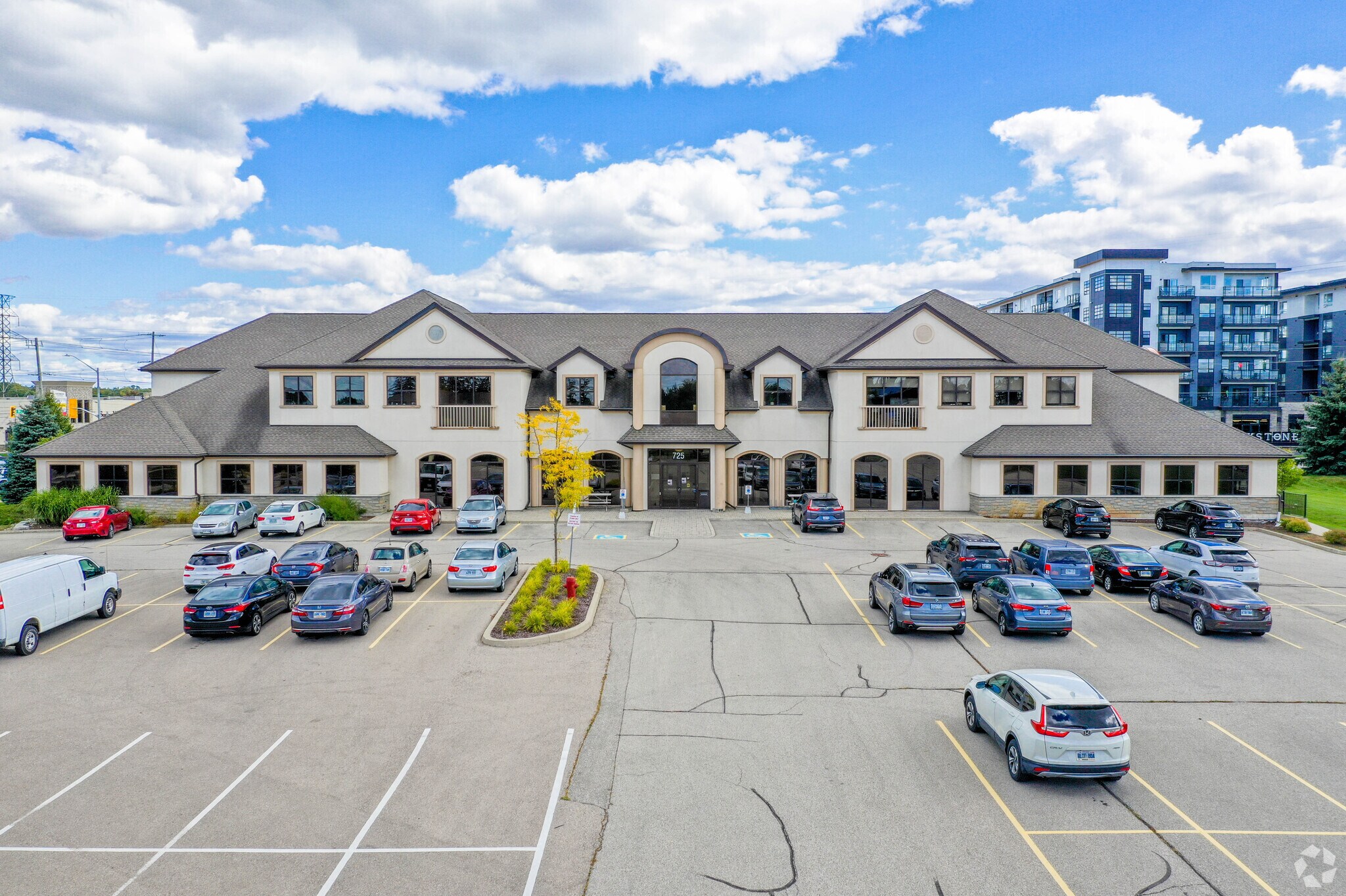 725 Bridge St W, Waterloo, ON for lease Primary Photo- Image 1 of 4