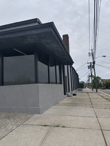 347 E 22nd St, Paterson, NJ à vendre - Photo du bâtiment - Image 2 de 11