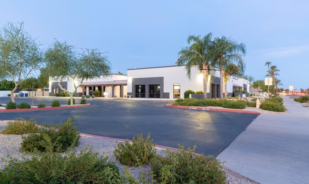 2451 E Baseline Rd, Gilbert, AZ à louer - Photo du bâtiment - Image 2 de 5